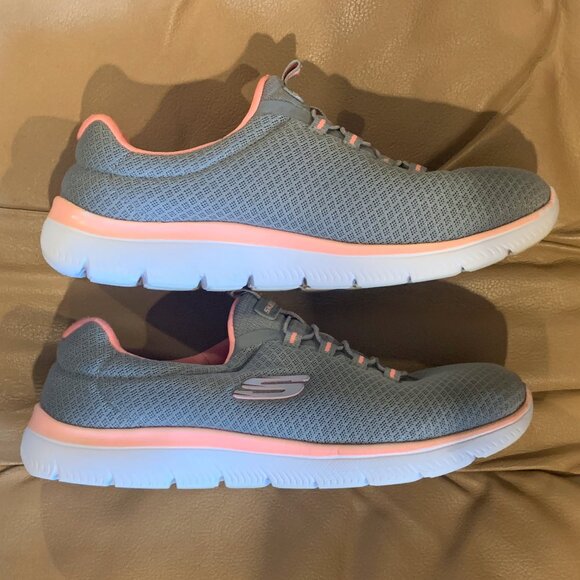 SKECHERS WOMEN'S WIDE FIT SNEAKERS, SUMMITS #12980W, GRAY/PINK, SIZE 7.5, VGUC - Picture 2 of 8